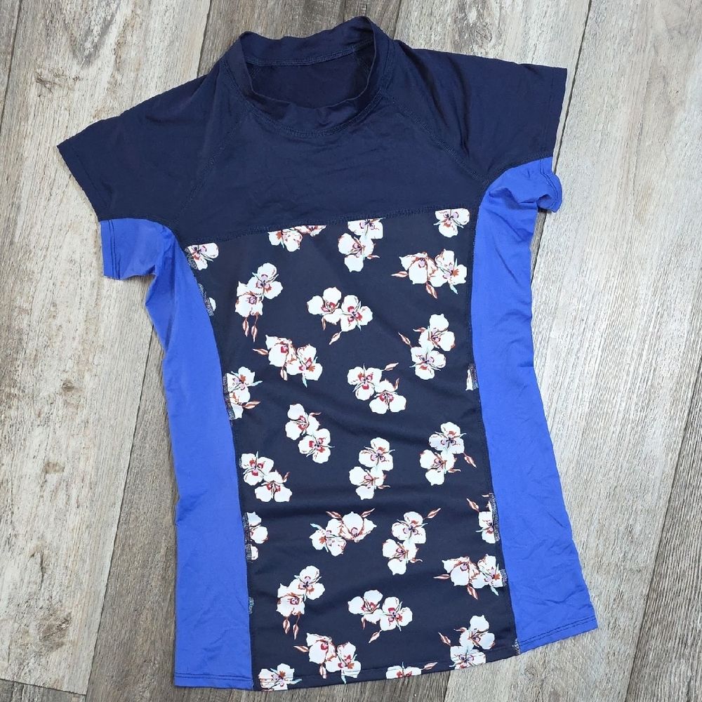 Patagonia | Women's Micro Swell Rash Guard Floral